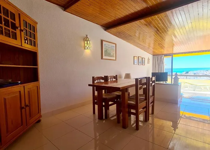 דירה Albufeira, Sea And Old Town View אלבופיירה