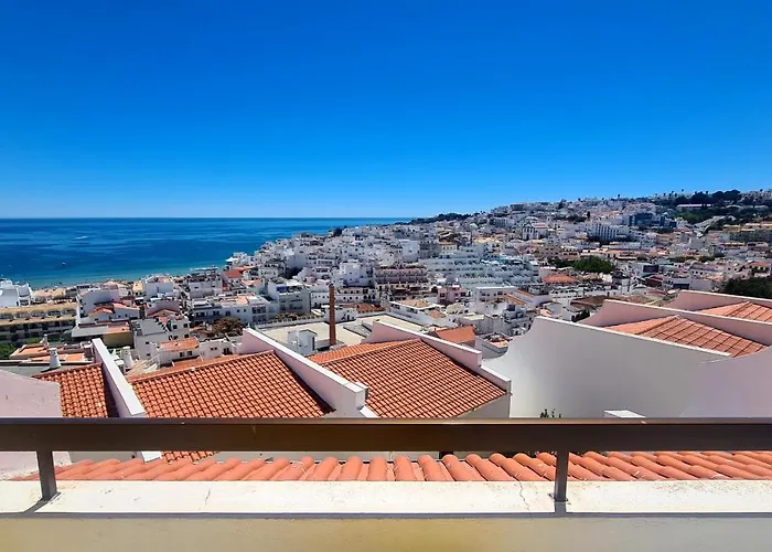 דירה Albufeira, Sea And Old Town View אלבופיירה
