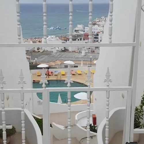 Albufeira, Sea And Old Town View אלבופיירה